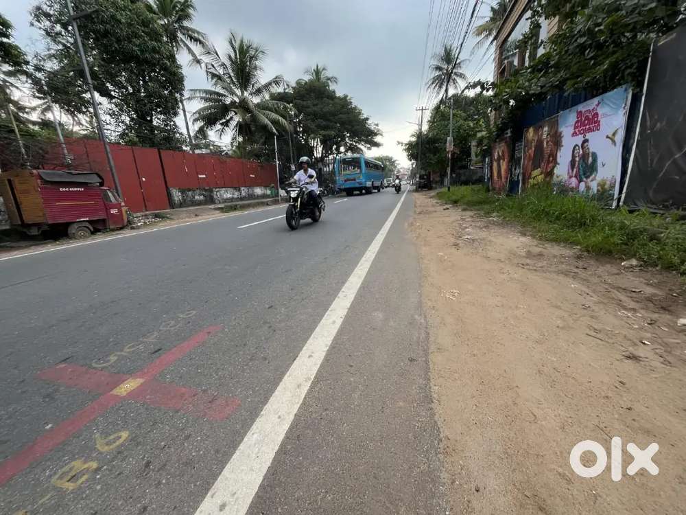 12.25 CENT SEMI COMMERCIAL PLOT LAND FOR SALE AT THRIPPUNITHURA EROOR