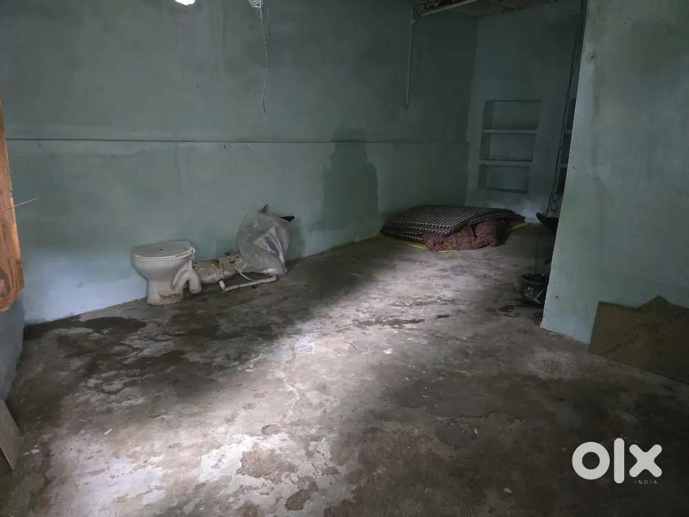 Godown/ Office for rent in Lanka