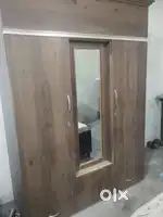 Almaari sale 14000
