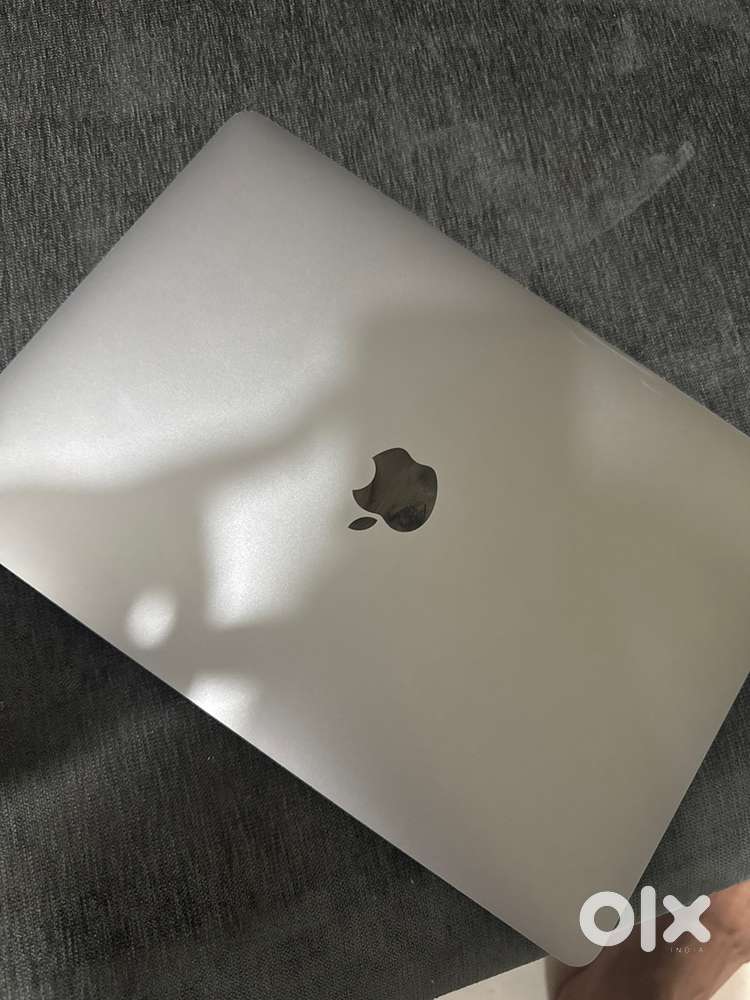 MacBook pro m1 2022
