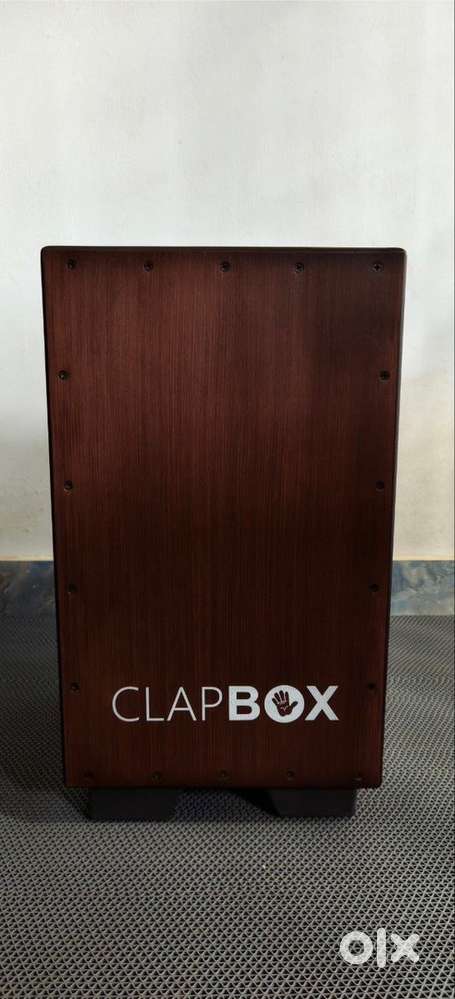 Clapbox Adjustable Snare Cajon brand new - not used