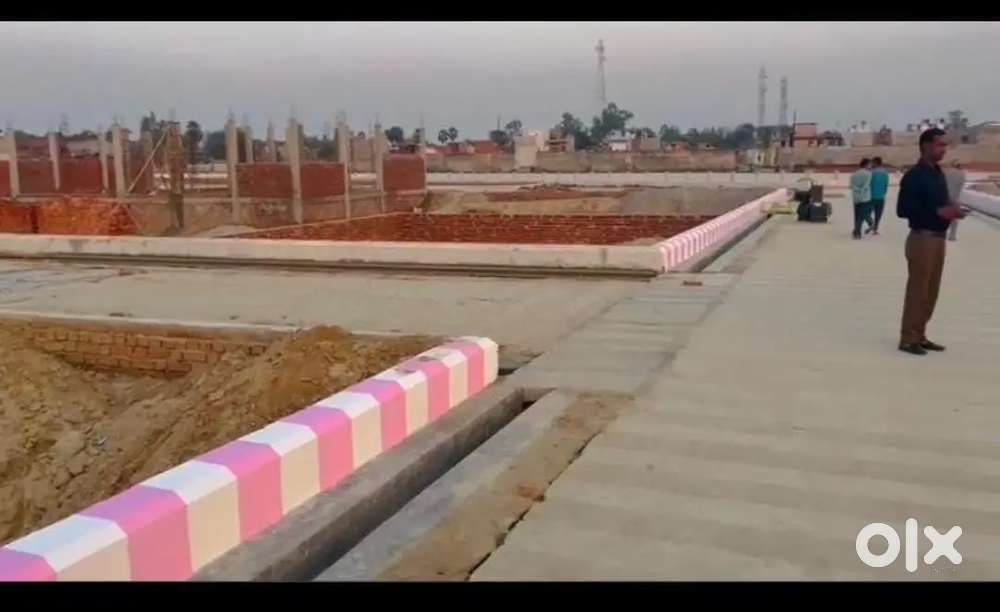 Ham leke aaye he Lucknow mein banthra Market kanpur raod pr plots