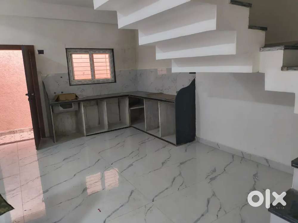 3bhk duplex for sale Sai Hills colony near by Mandakini Kolar