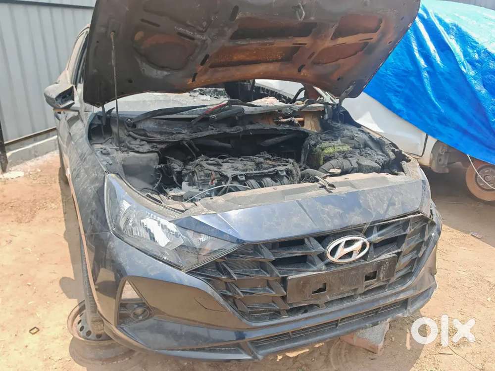 Hyundai i20 used car spare parts