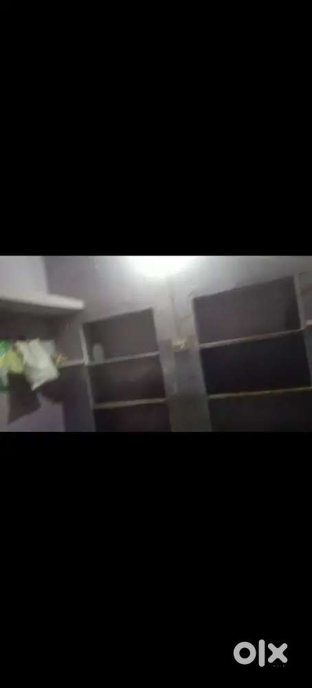 Room For Rent In Taraganj Near Maharaj Bada