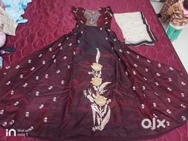 Party wear gown