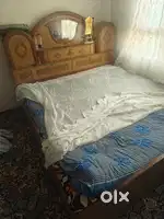 Royal Old school Bed