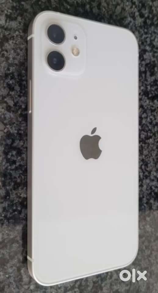 Iphone 12 white colour