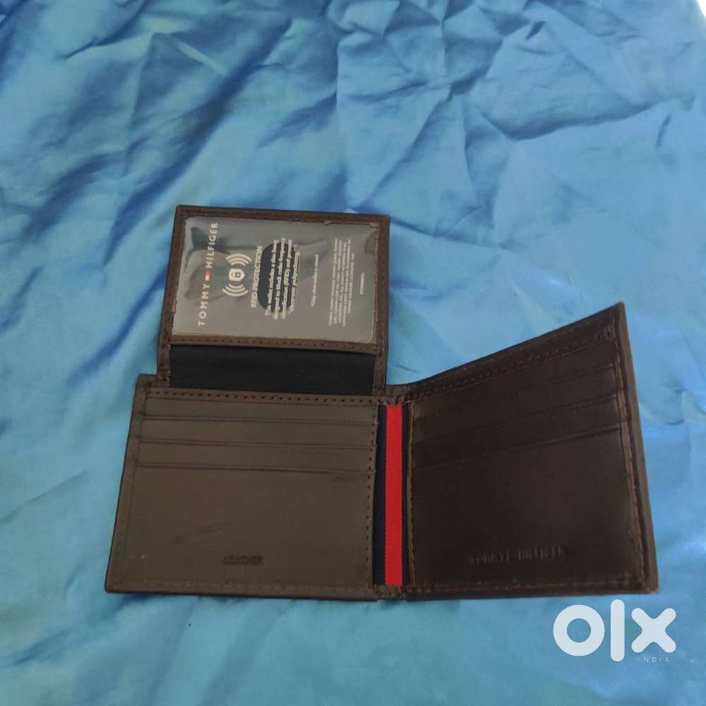 New and unused Tommy Hilfiger Leather Wallet