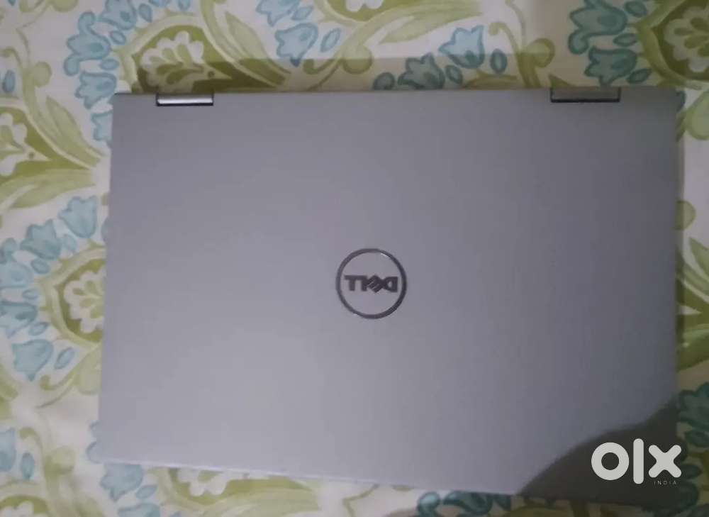 Dell Inspiron 7000 series 13 5378 2in1 touch screen laptop