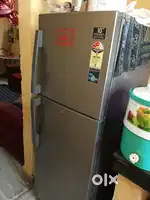 Double Dor fridge 253 litre