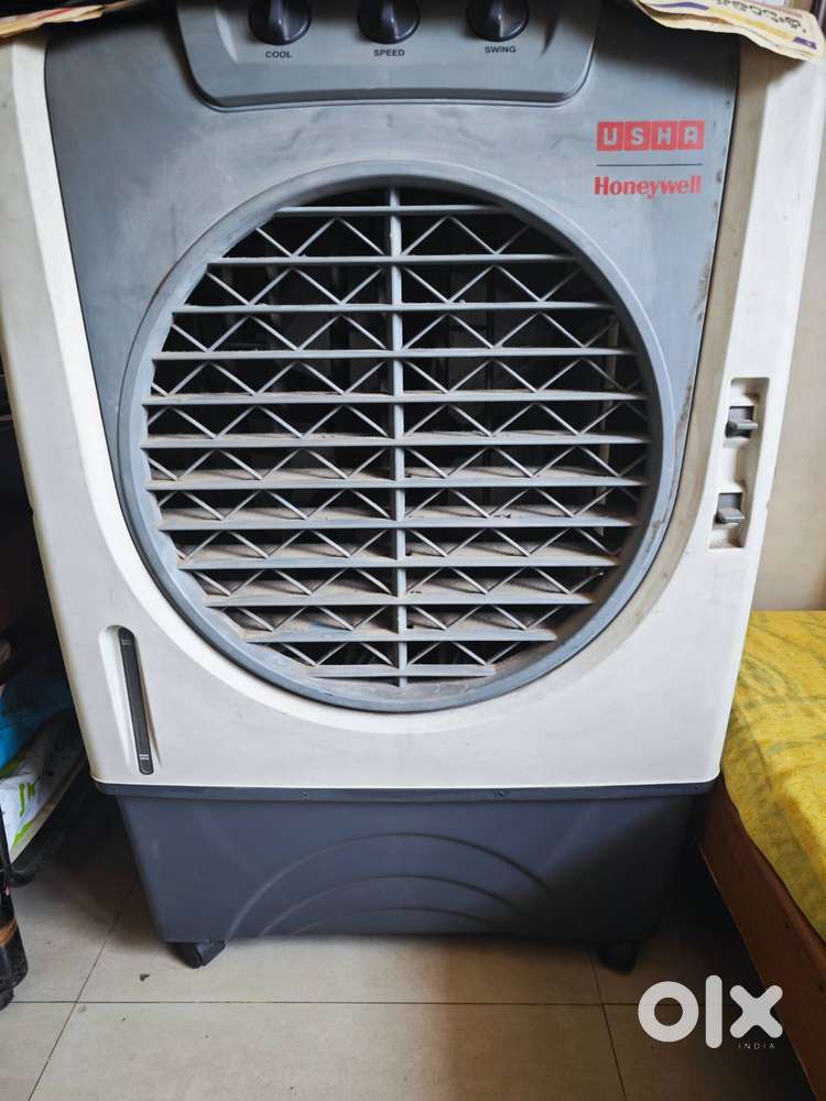 Usha Honeywell CL601PM Air Cooler