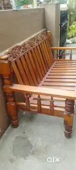 Teak wood 3 years old  shifting house so urgent sale
