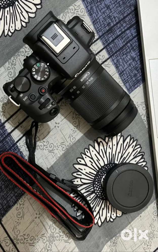 CANON R10 Mirror less