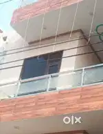 Sandhu colony chheharta 80 yd house d story .gud construction.low rate