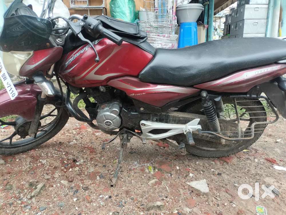 Bajaj discover 100m