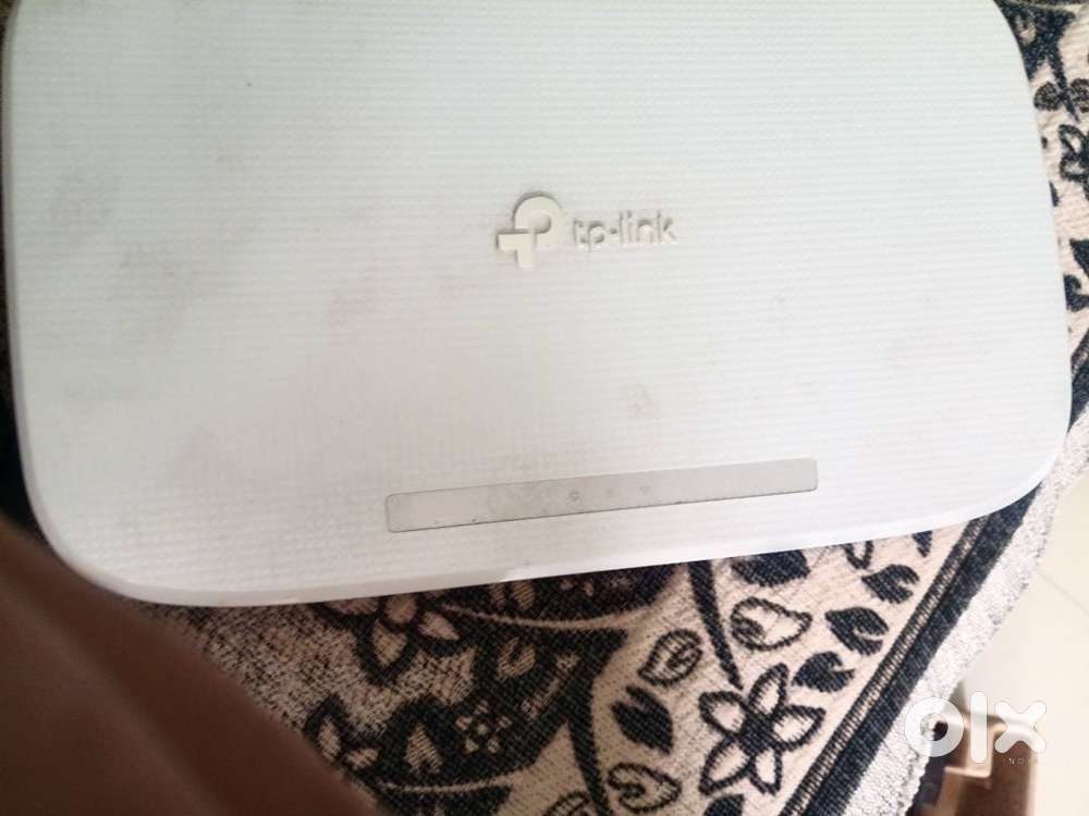 Tp-link router 2 weeks old wireless N router 300mbps