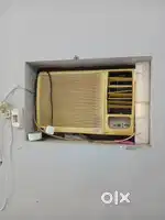 Carrier 1.5 ton AC
