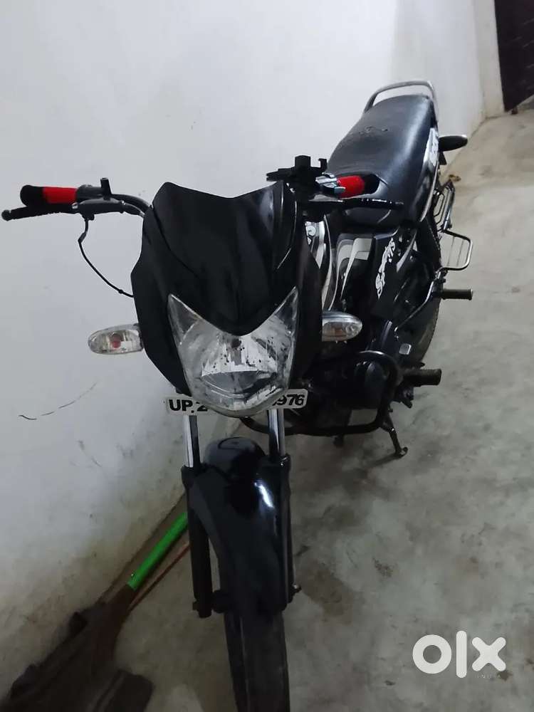 Koi kami nahi hai only dhoa mar rahi h