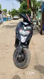 Aprilia storm 125