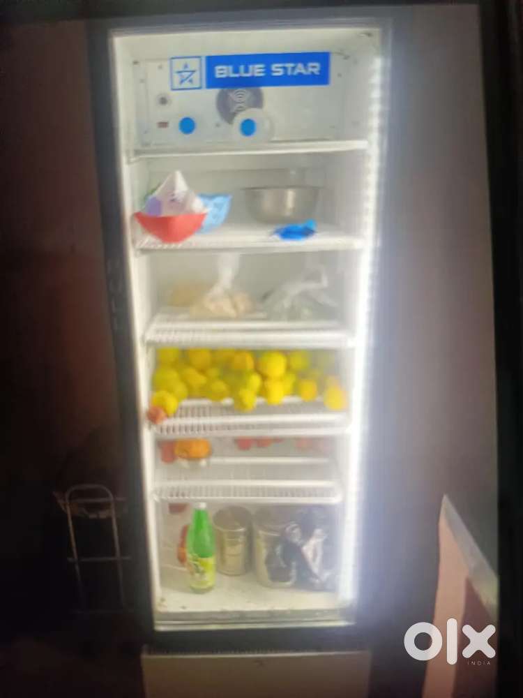 Commercial Kitchen & Display Equipment for Sale – Excellent Condition!