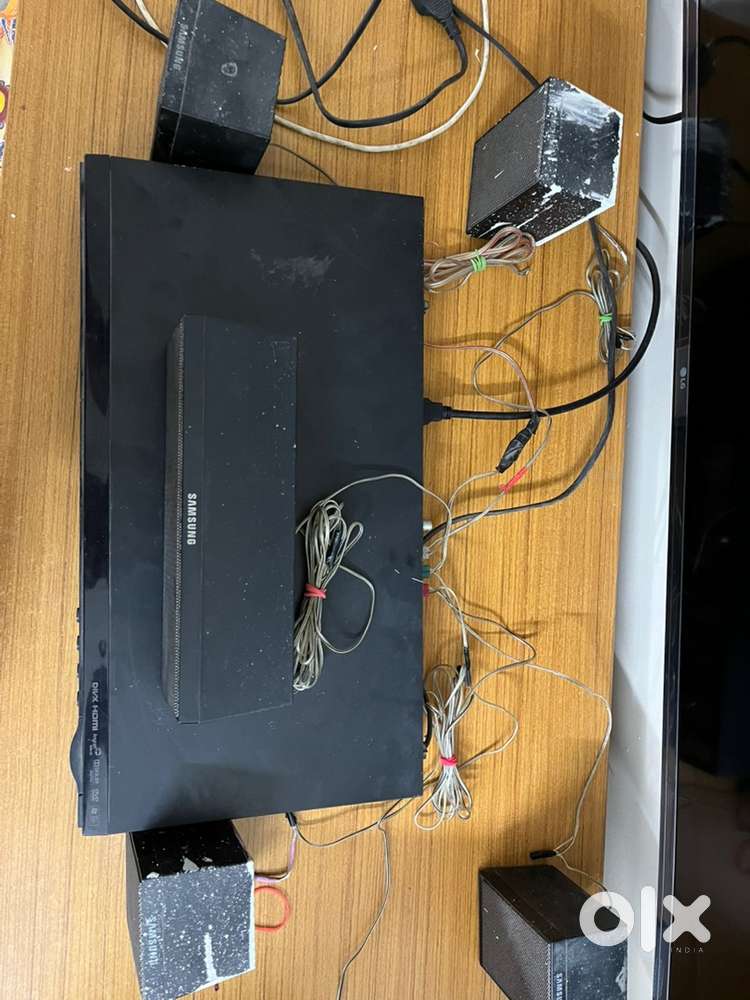 Samsung home theatre 5.1 channel with sub whoofer