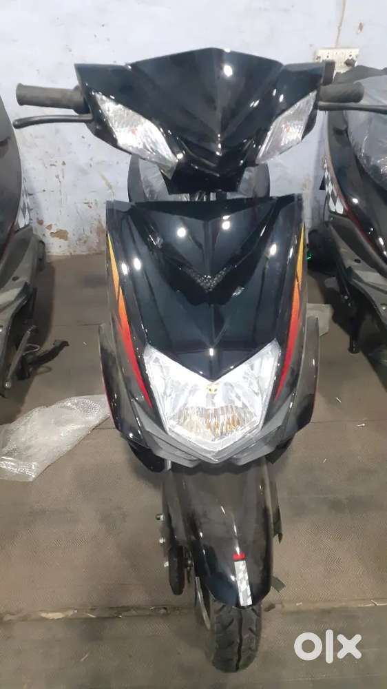 इलेक्ट्रिक स्कूटी अब मात्र ₹34999 में ऑफर लिमिटेड समय के लिए।
