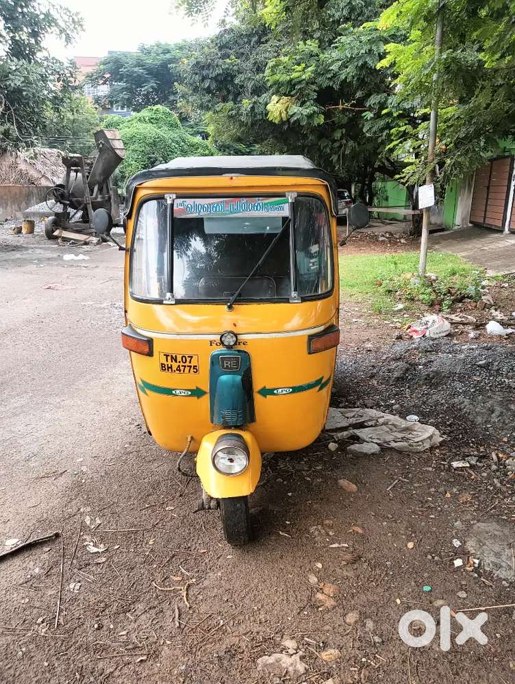 Bajaj RE auto rickshaw