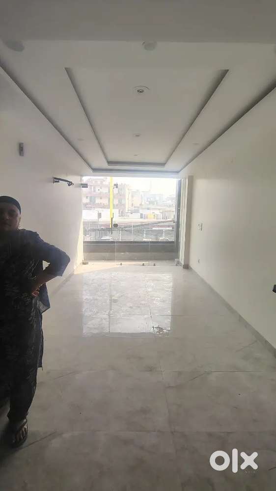 Hall for rent in Arya samaj road