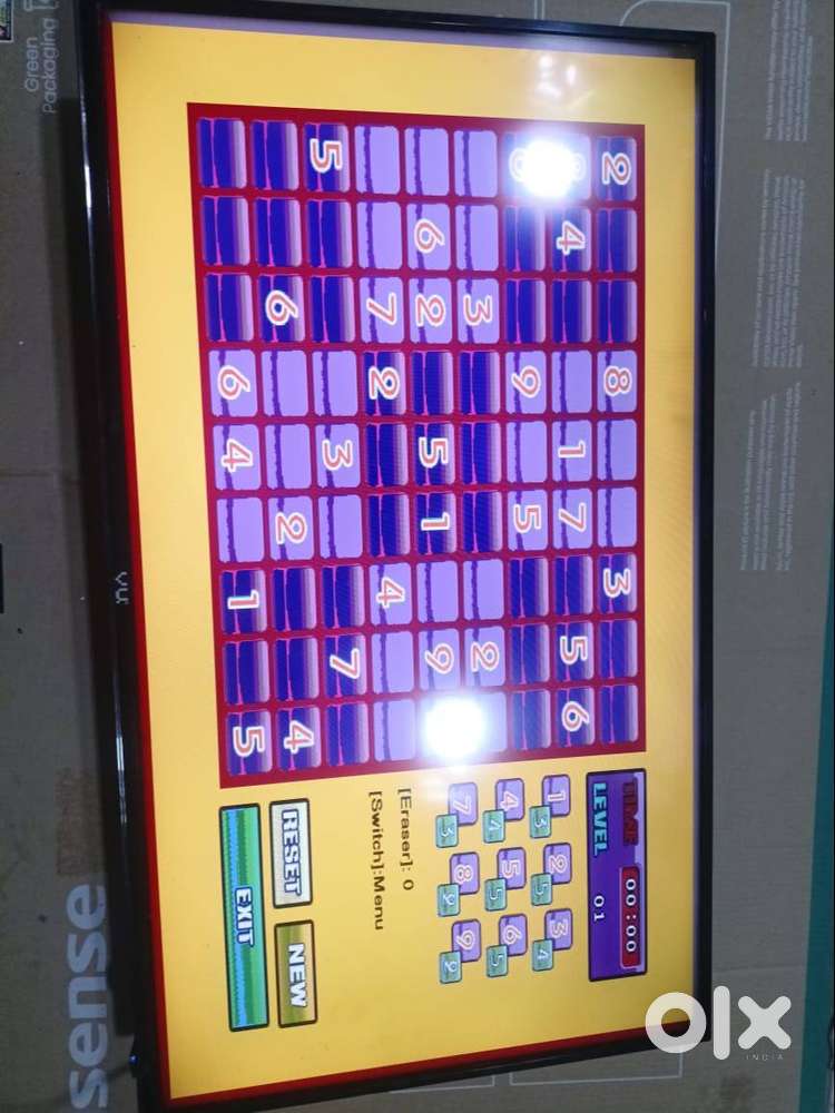 40 Vu LED TV(NotSmart)with 3 mths Warranty, Remote, Table and Wall St