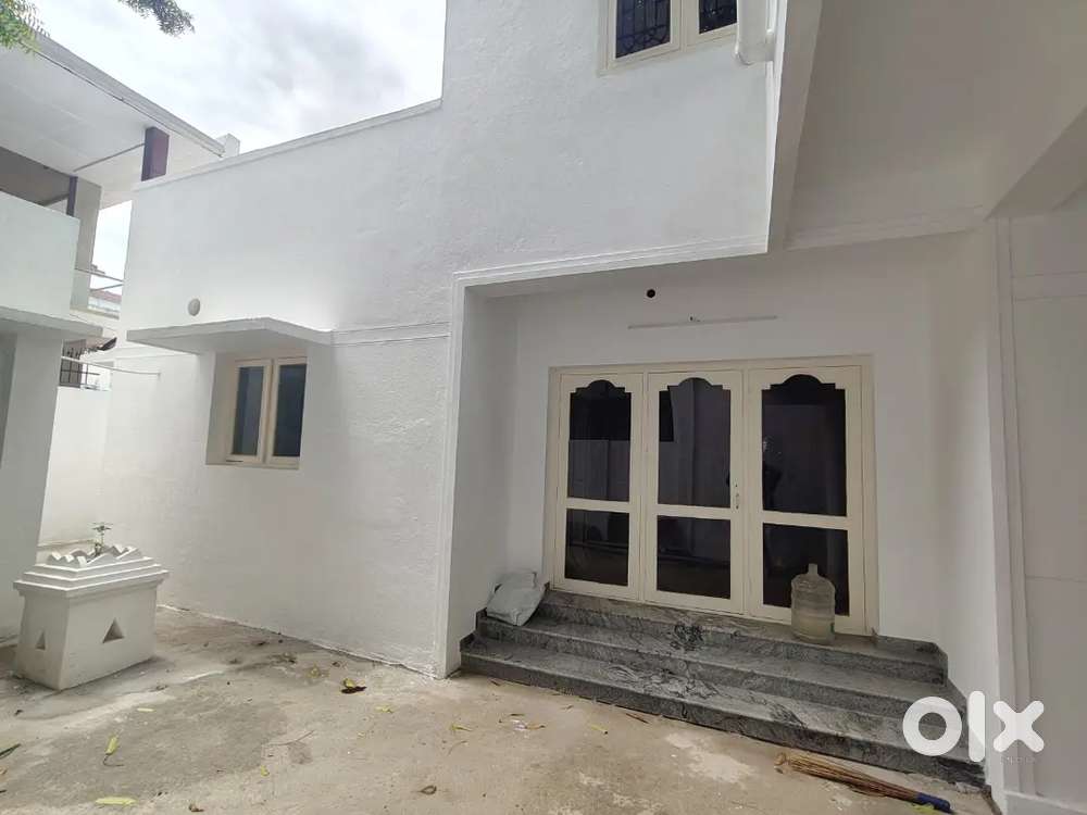 G+1 Individual House Nungambakkam/T nagar 4 covered carpark