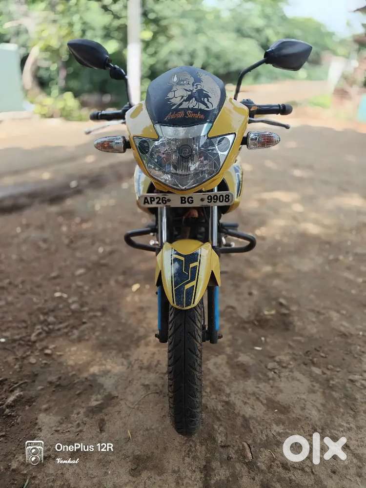 Tvs apache rtr 160 bike for sell very good condition