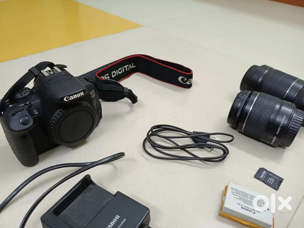 Canon EOS 700D