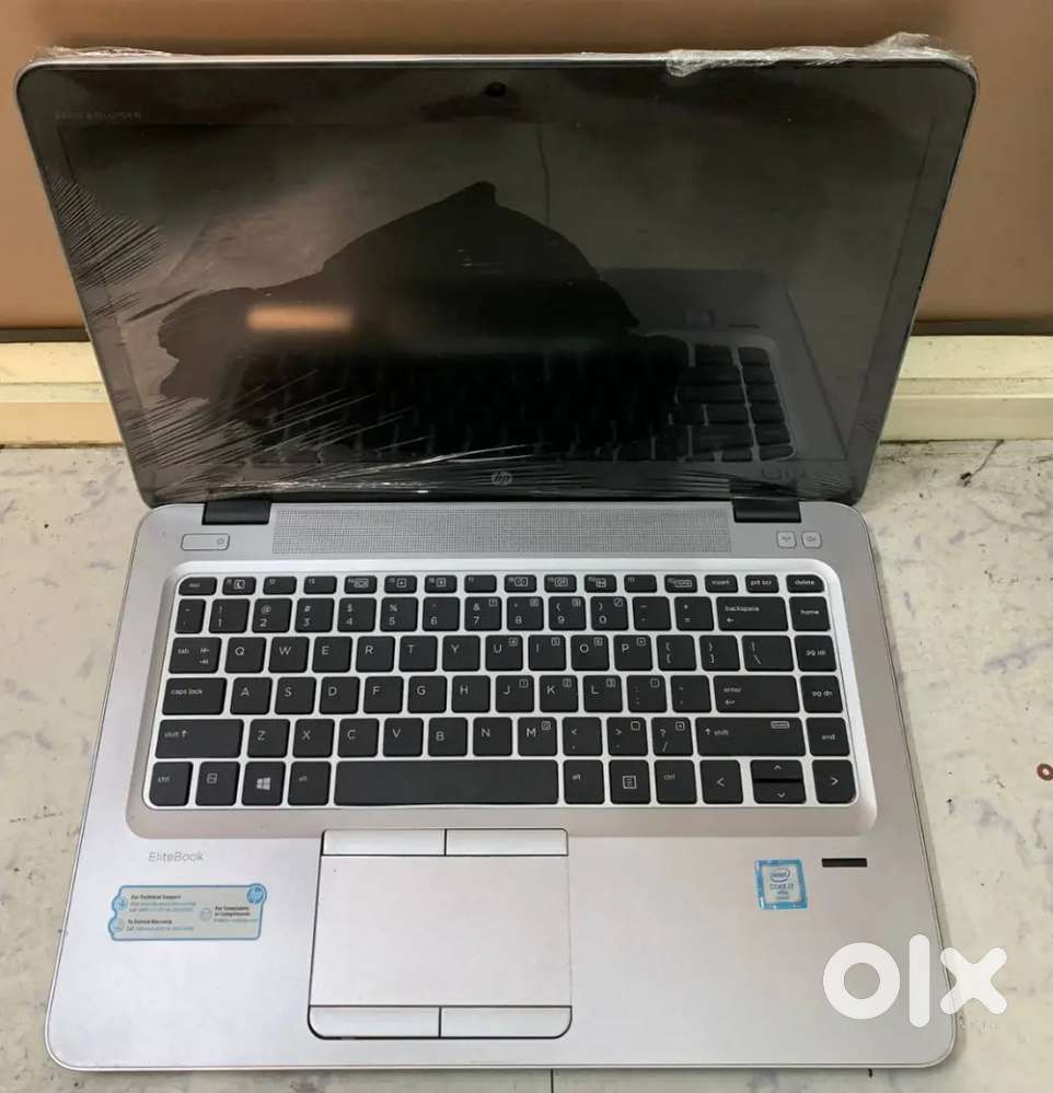 HP SILVER LAPTOP
