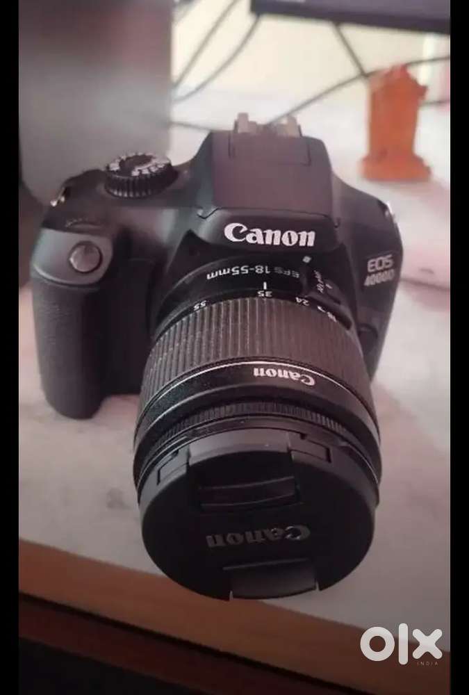 CANON EOS 4000D