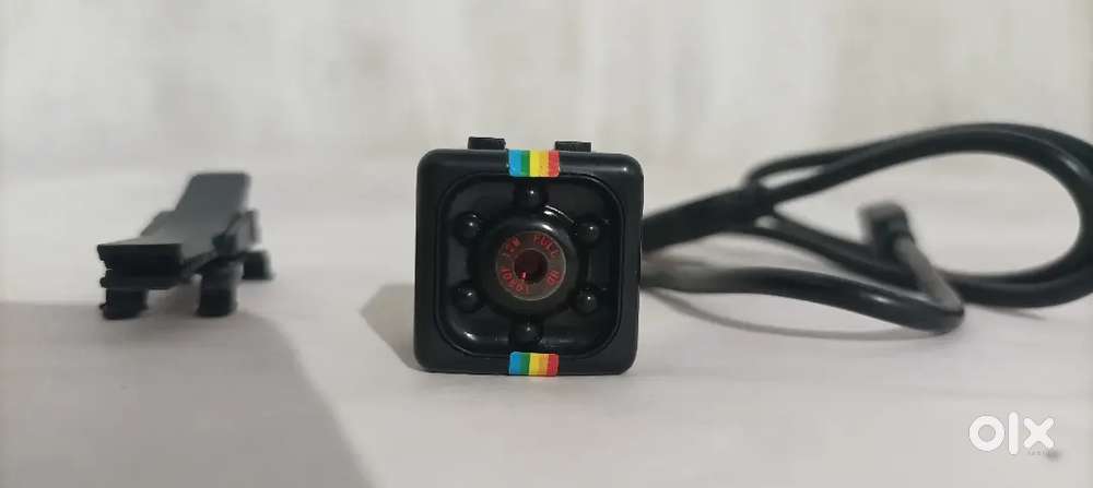 Sq 11  MINI DV Camera