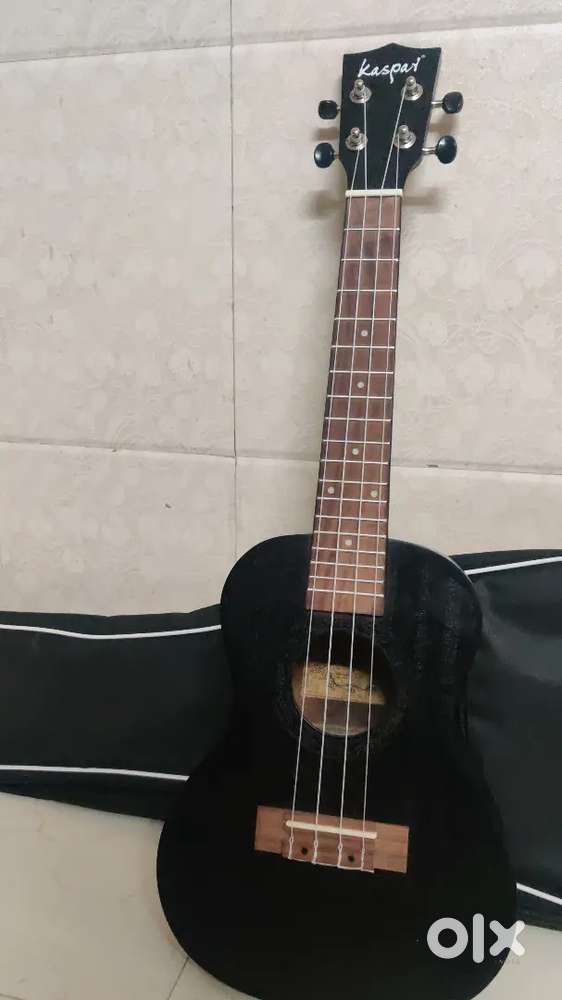 Yukele guitar