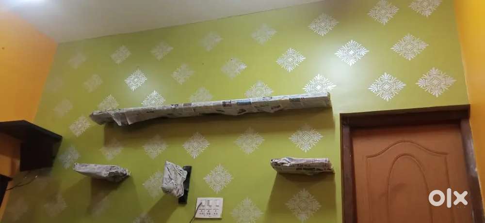 Undertaking paint work at lowest price fast work putty paint and wood