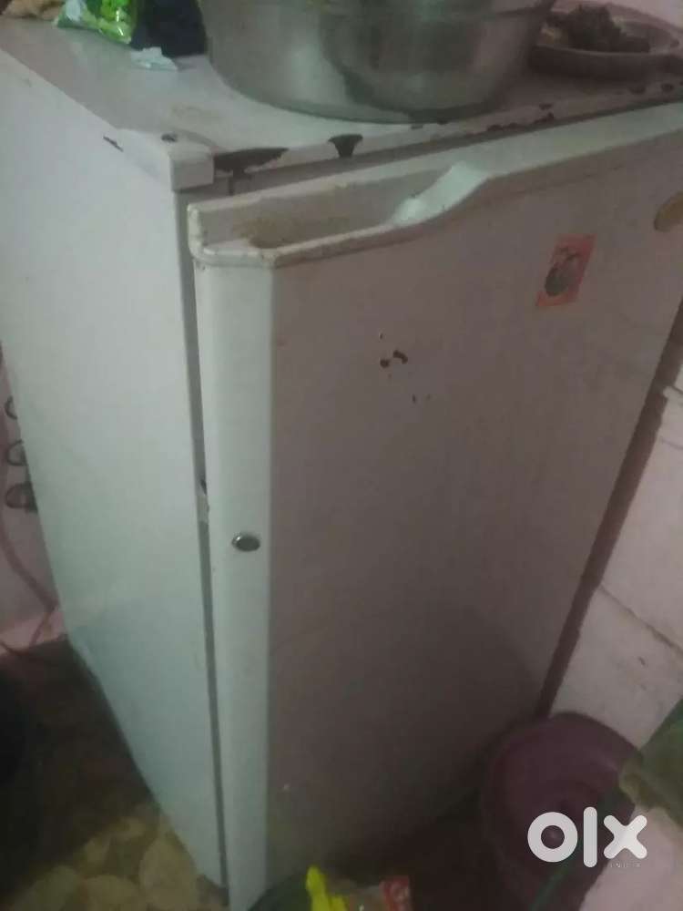Mujhe fridge bechna hai Godrej company ka fridge sel karna hai