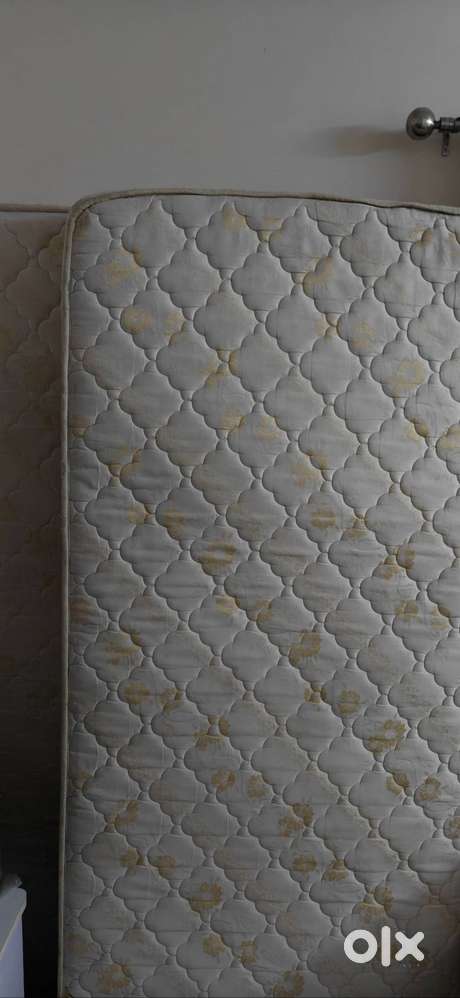 Sleepwell spring Mattress
