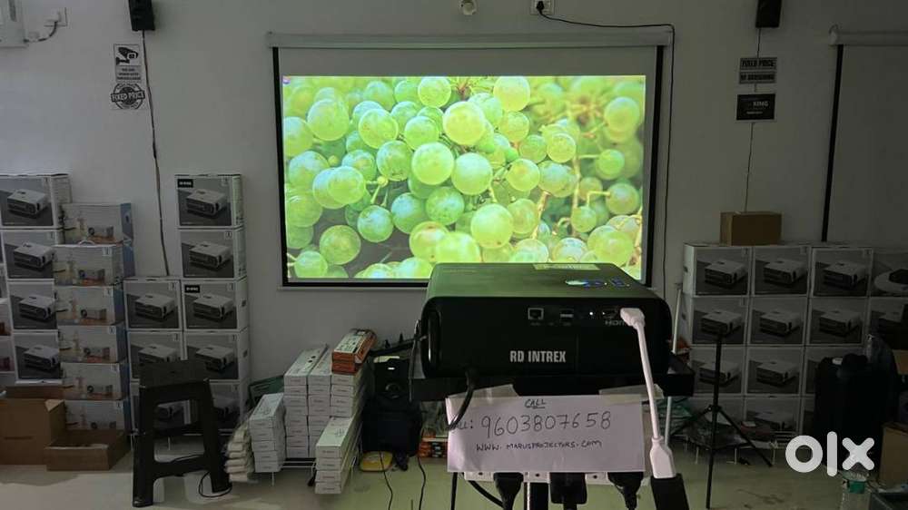New Best quality 4K 3D projectors and screens wall tripod at wholesale