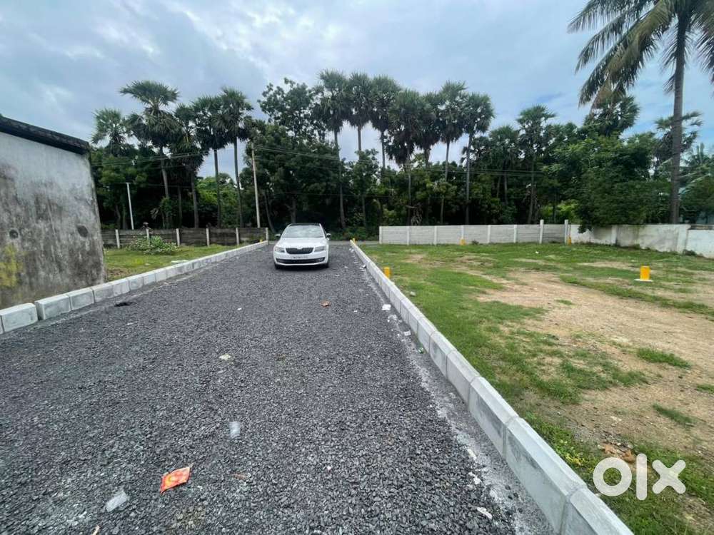 1063 sq.ft South-Facing Residential Plot for Sale at Karasangal