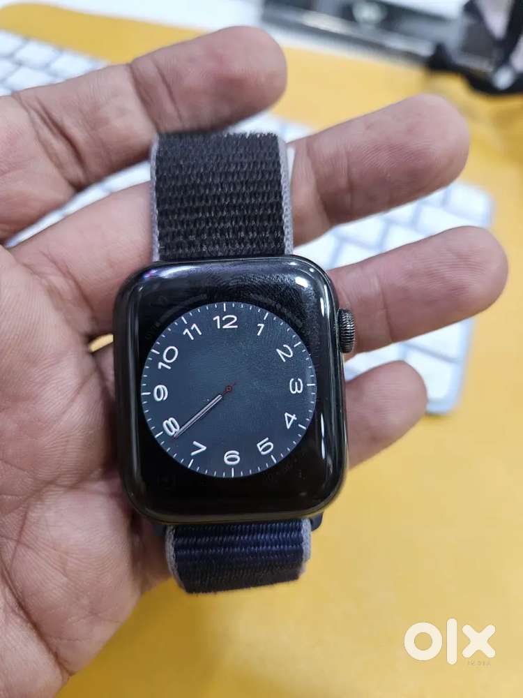 Iwatch series 5 44mm Stainless Steel with charger Perfect working