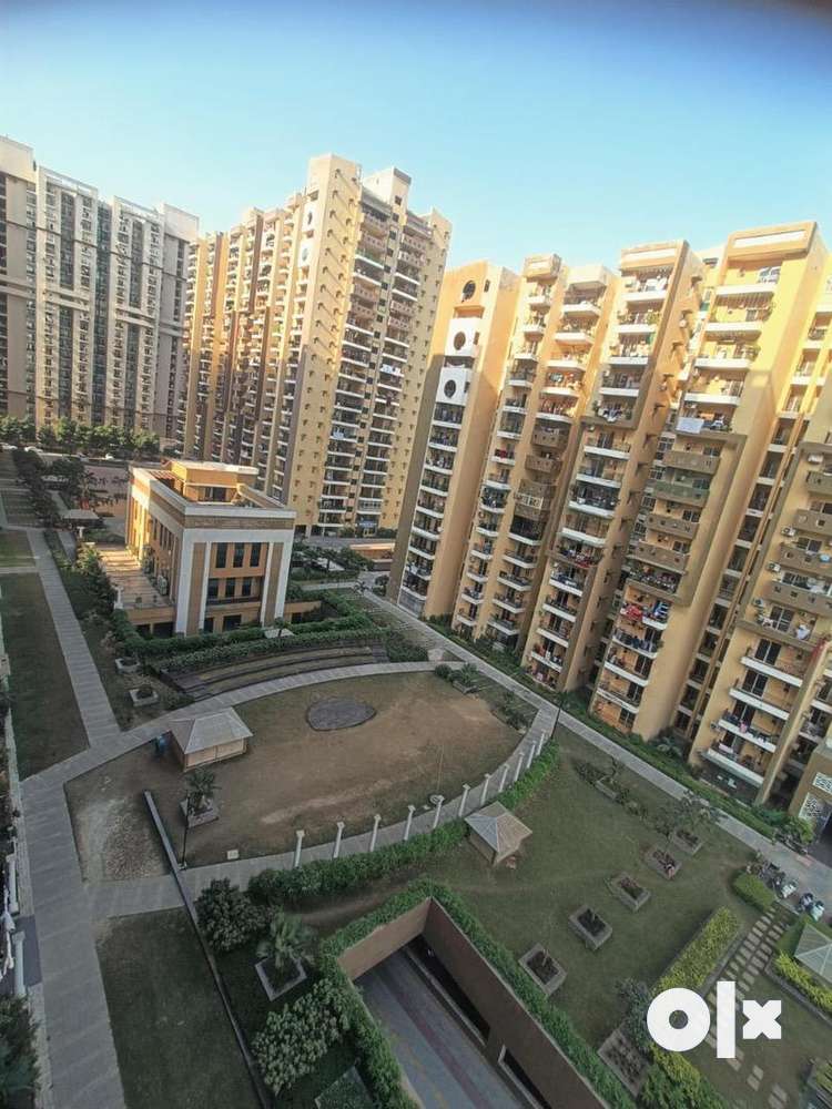 2 bhk row for rent in Noida extension
