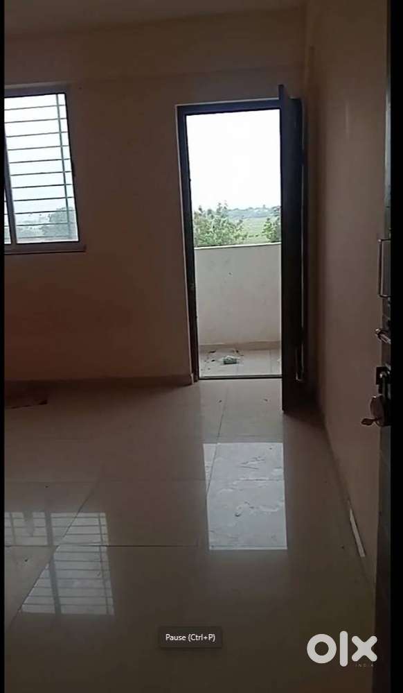 1 RK GOOD CONDITION HOME WITH BATTORY BACKUP LIFT