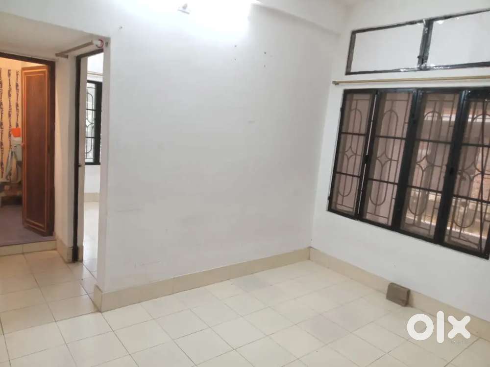 Two BHK flat Available For Rent at Beltola Bazaar, Sourav nagar