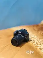 Canon 200d +50MM lens, 2 battery normal zoom lens