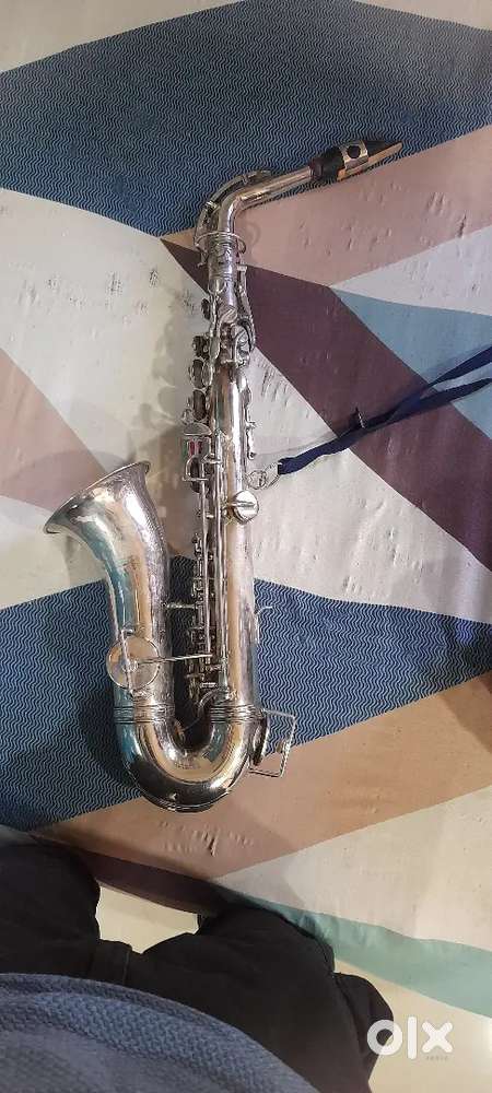 Alto Saxophone silver instrument