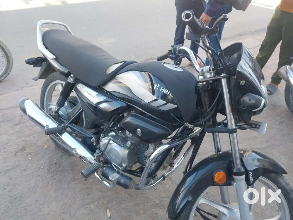 Hero hf deluxe black and grey well maintained