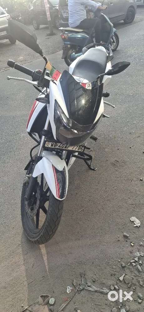 Apache RTR 160 2V , BS3